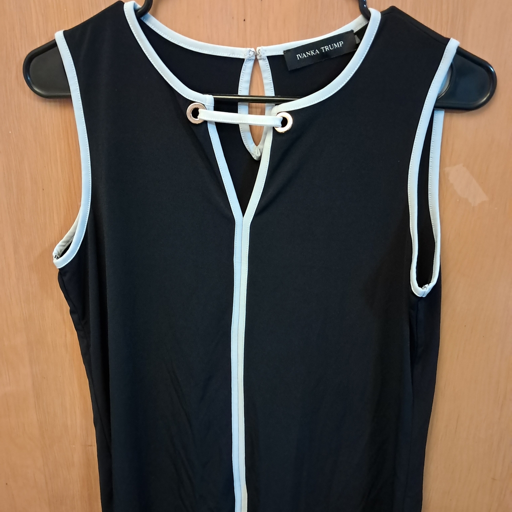 Dana Buchman Black Sleeveless Top with White Trim